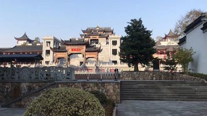 浙江龙游 “龙”腾两江水兴起 “游”织花园新绿洲——宗祠文化园记